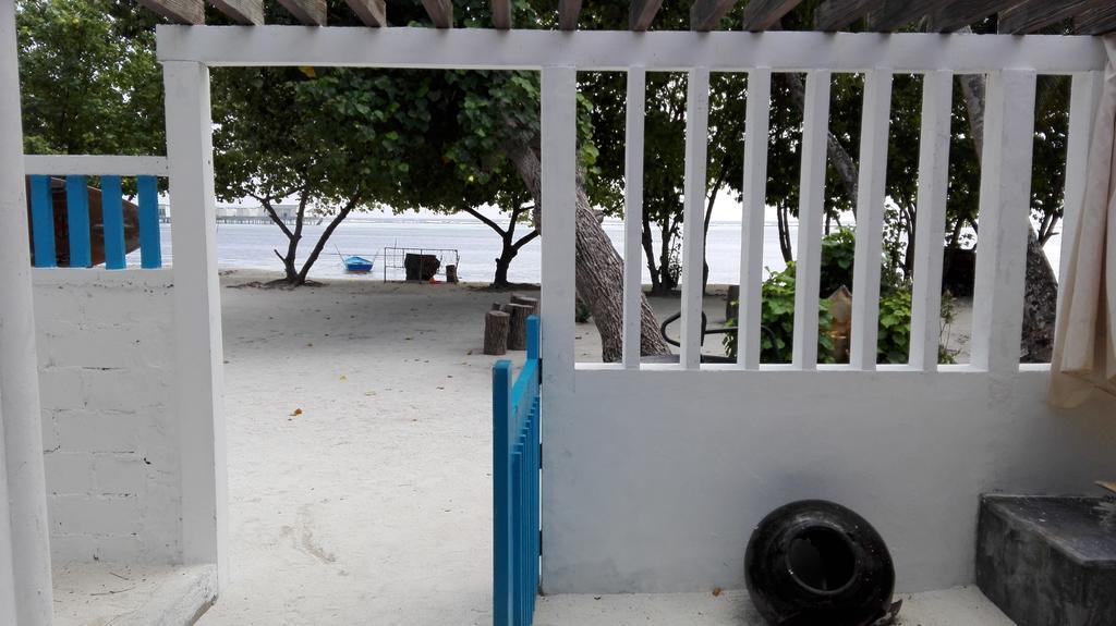 Rip Tide Vacation Inn, K.Guraidhoo Гурайдо Экстерьер фото