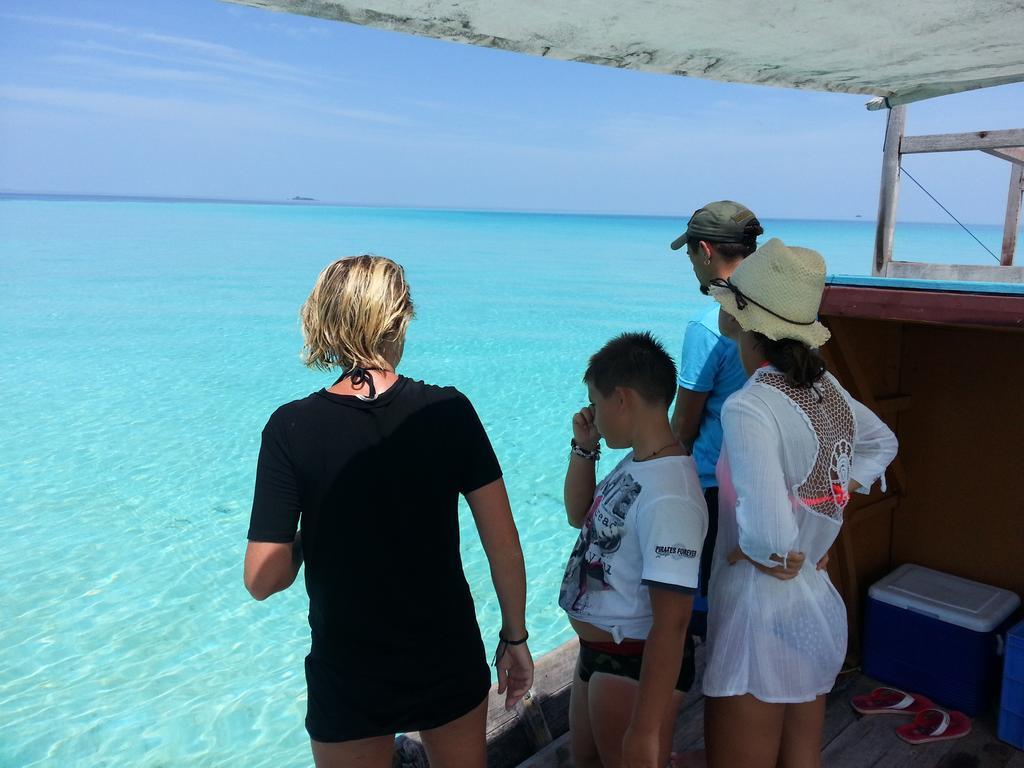 Rip Tide Vacation Inn, K.Guraidhoo Гурайдо Экстерьер фото